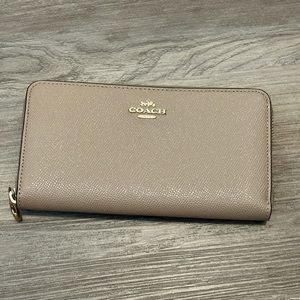 Coach wallet- large